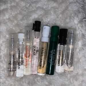 Bundle of sample perfumes